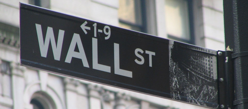 Wall Street Sign web